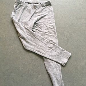 Gray cotton leggings (soft)